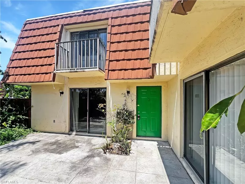 5241 Cedarbend DR #1, Fort Myers, FL 33919
