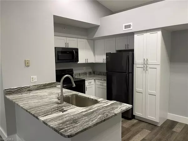 Fort Myers, FL 33912,13631 Eagle Ridge DR #227