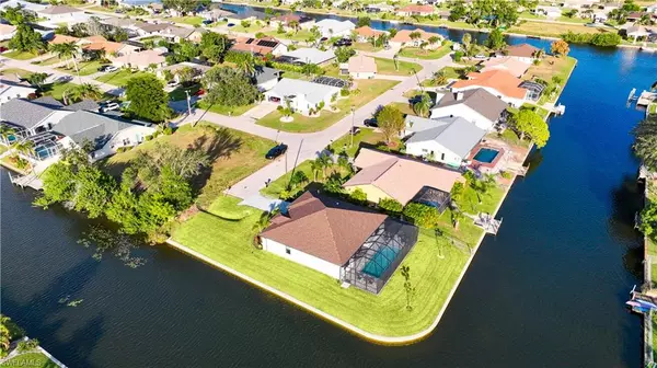 Cape Coral, FL 33990,2014 SE 6th LN