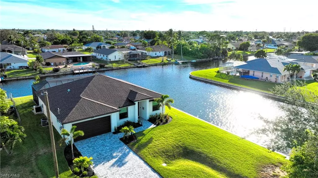 Cape Coral, FL 33990,2014 SE 6th LN