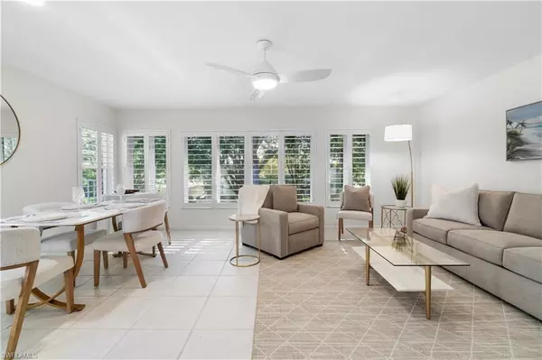 Naples, FL 34102,290 4th ST S #202