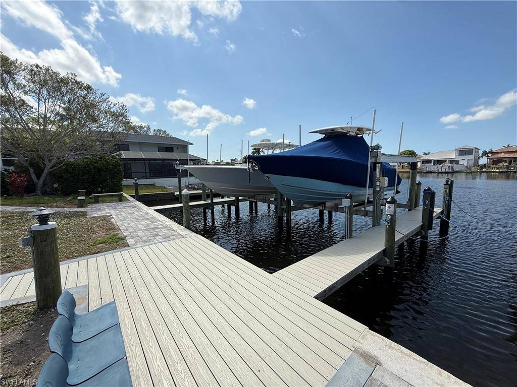 Cape Coral, FL 33904,1730 Bikini CT