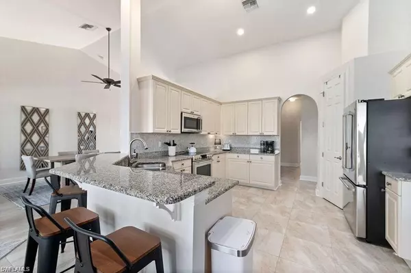 Naples, FL 34113,8963 Appaloosa CT