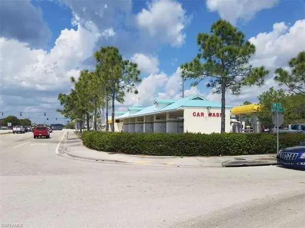 Cape Coral, FL 33914,4628 Chiquita BLVD S