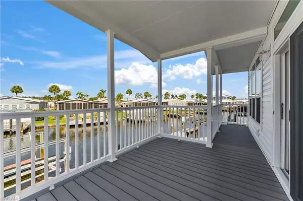 Fort Myers Beach, FL 33931,17561 Peppard DR