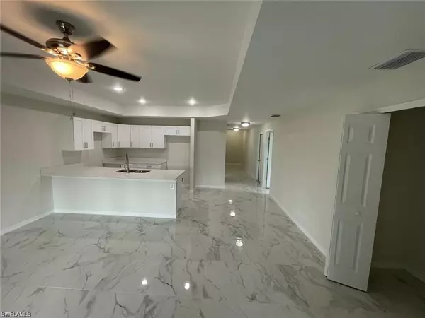 Lehigh Acres, FL 33973,4713/4715 24th ST SW