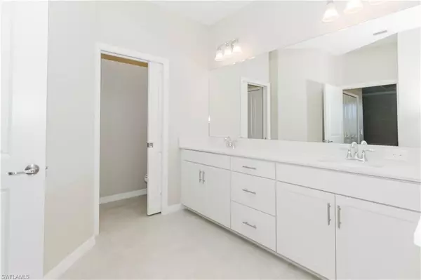 Ave Maria, FL 34142,5655 MELBOURNE CT #8121