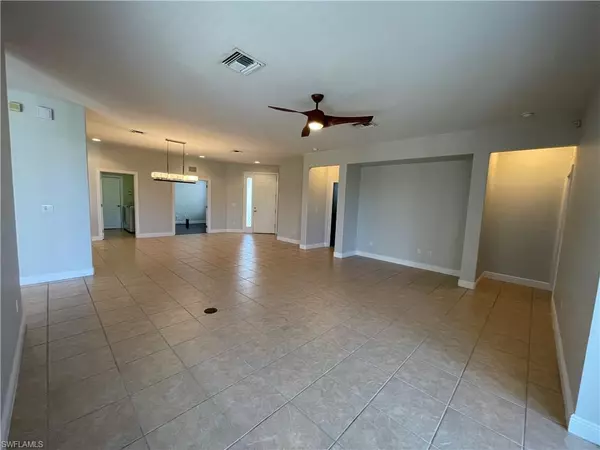 Naples, FL 34105,12823 Carrington CIR #4-102
