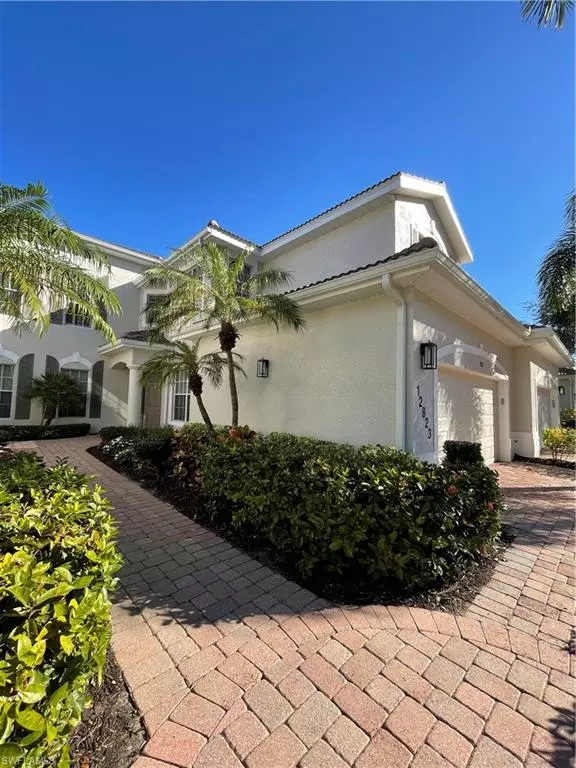 Naples, FL 34105,12823 Carrington CIR #4-102
