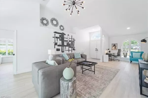 Naples, FL 34112,5192 Lochwood CT