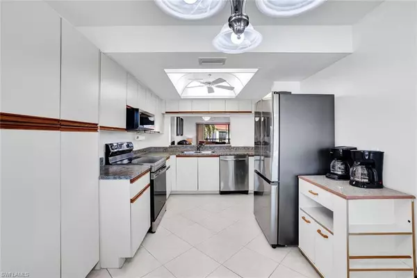 Naples, FL 34113,4987 Pepper CIR #I205