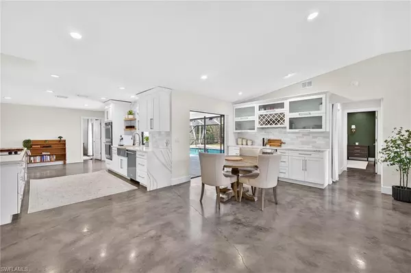 Cape Coral, FL 33990,1102 SE 14th TER