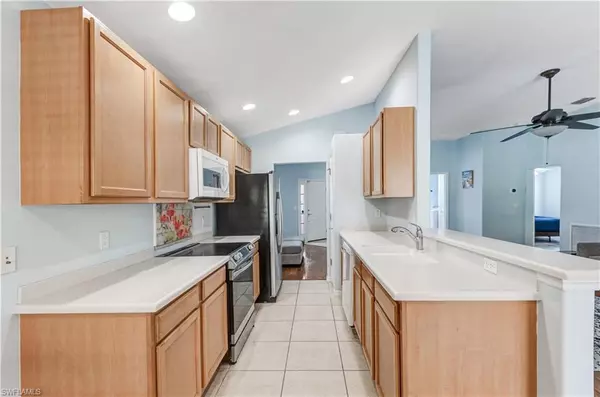 Cape Coral, FL 33991,2664 Astwood CT