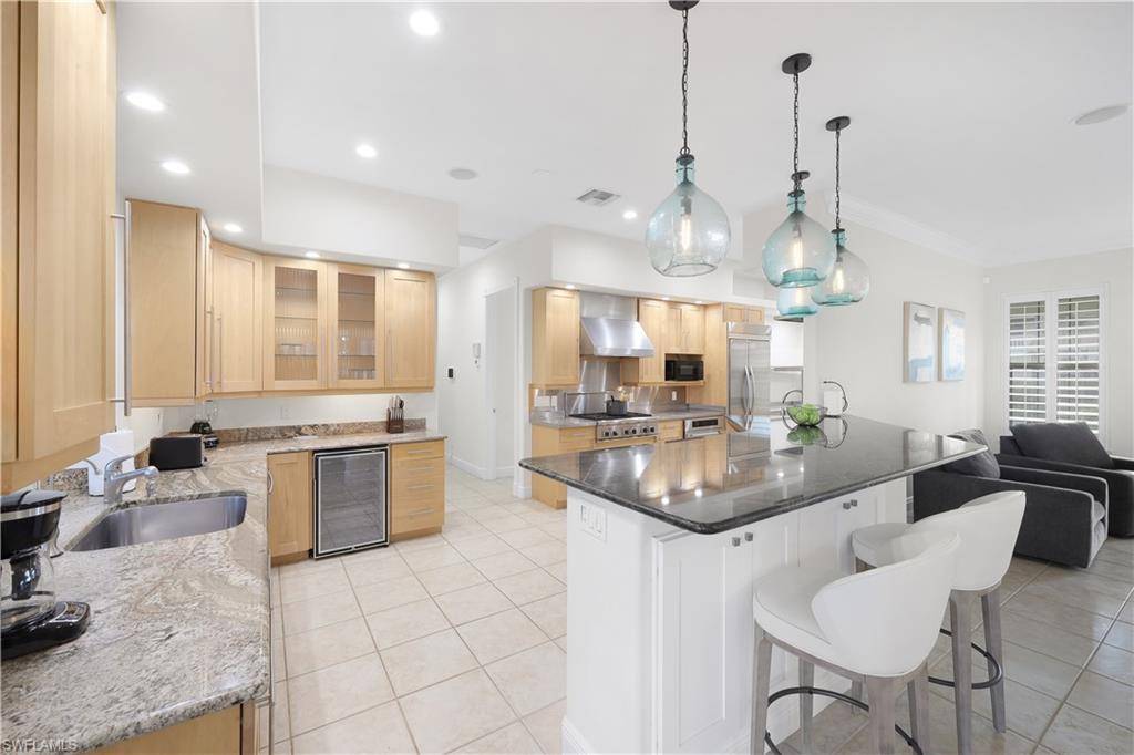 Marco Island, FL 34145,1767 Hummingbird CT