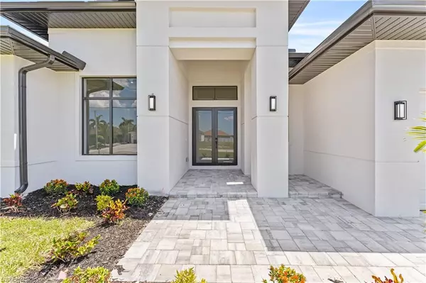 Cape Coral, FL 33993,129 NW 27th PL