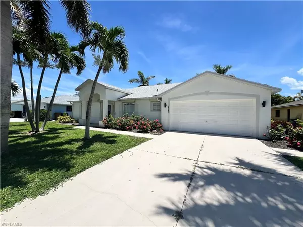 3521 SE Santa Barbara PL, Cape Coral, FL 33914