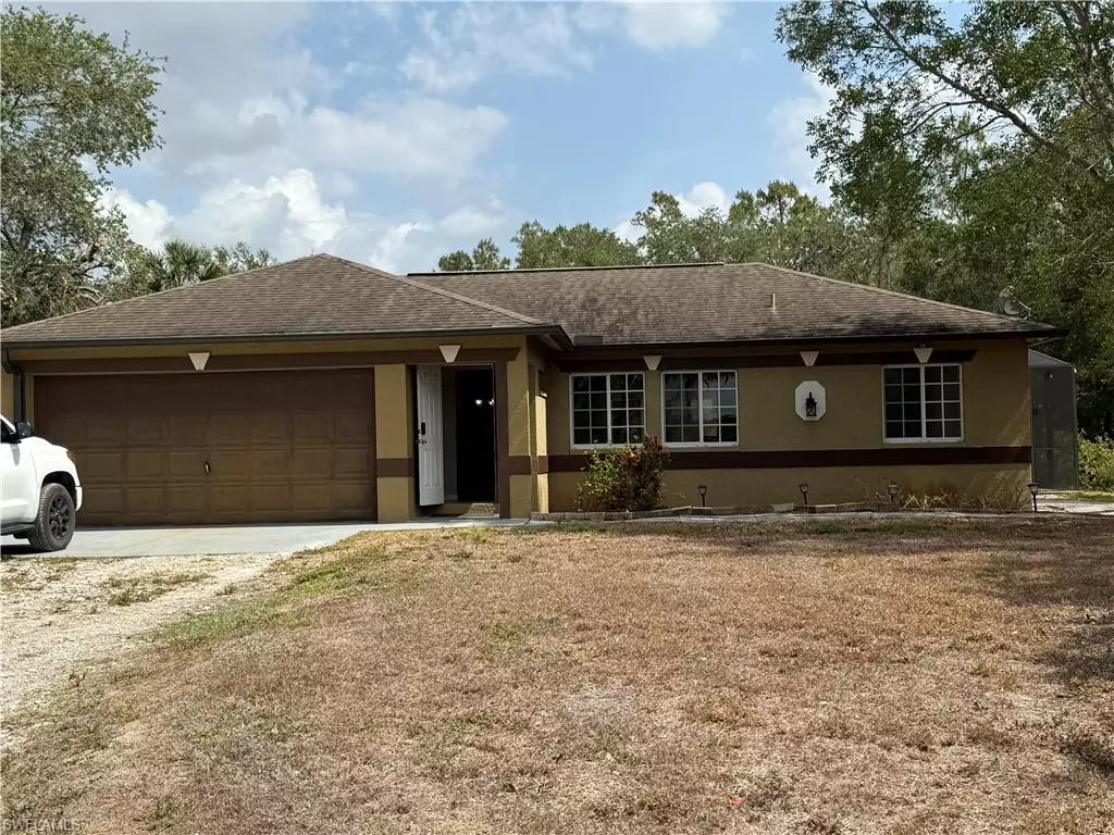 Naples, FL 34117,4335 18th AVE SE