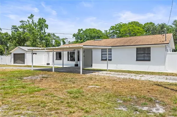 Valrico, FL 33596,4411 Rose St