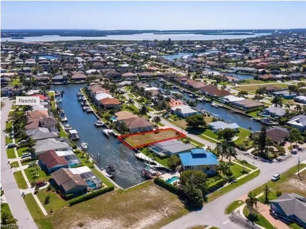 1528 Kingston CT, Marco Island, FL 34145