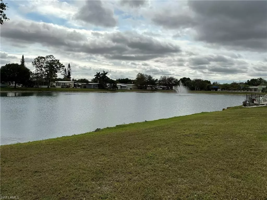 Naples, FL 34114,237 Eagle RD #237