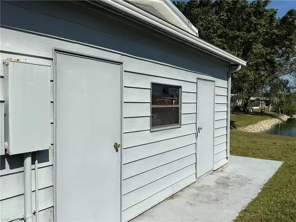 Naples, FL 34114,237 Eagle RD #237