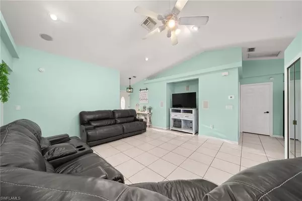 Sebring, FL 33875,9534 Wispywoods DR