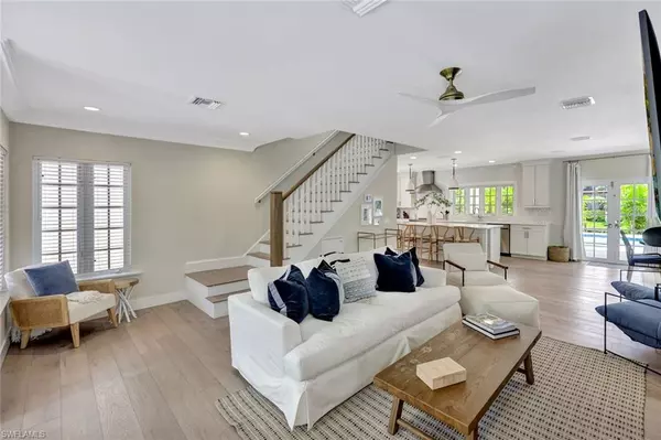Naples, FL 34102,1500 Pelican AVE
