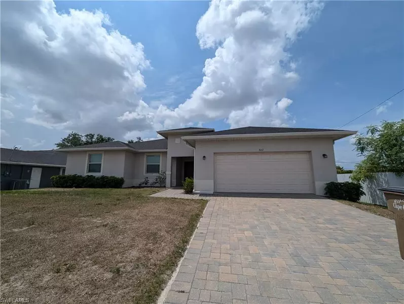 922 NE 19th ST, Cape Coral, FL 33909