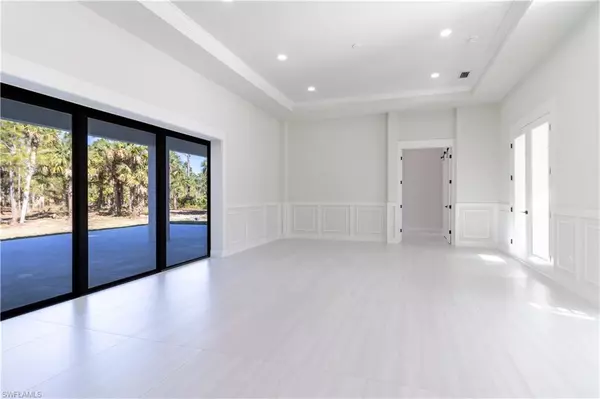 Naples, FL 34117,2583 18th AVE SE