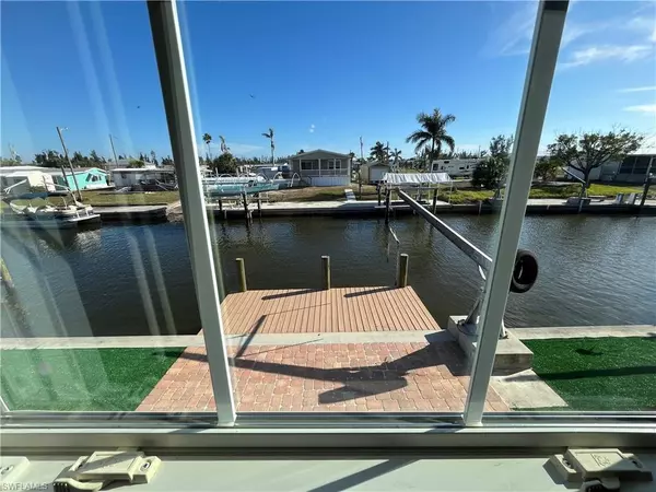 5109 Flamingo DR, St. James City, FL 33956
