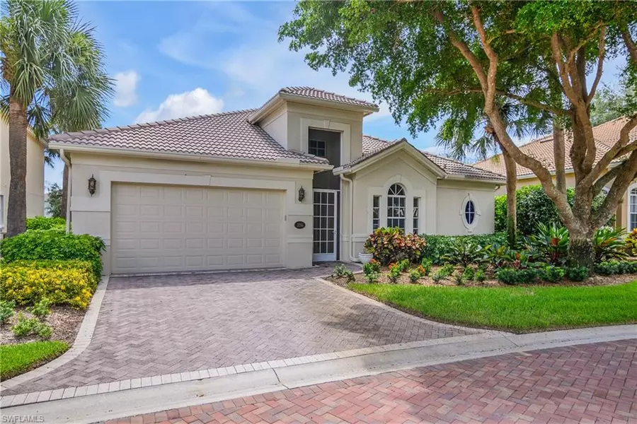 2256 ISLAND COVE CIR, Naples, FL 34109
