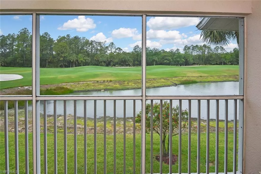 Naples, FL 34112,3880 Sawgrass WAY #2423