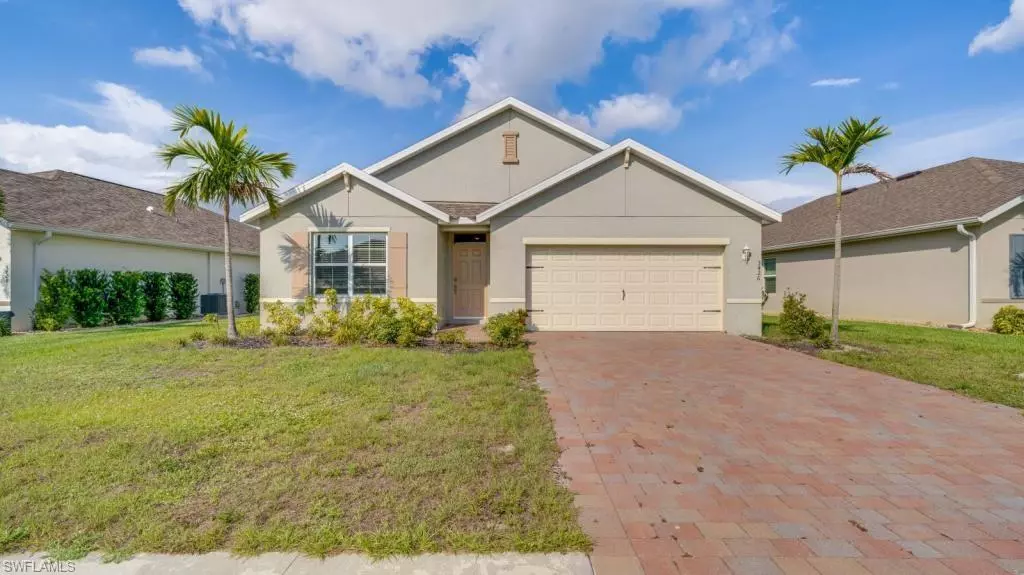3426 Acapulco CIR, Cape Coral, FL 33909