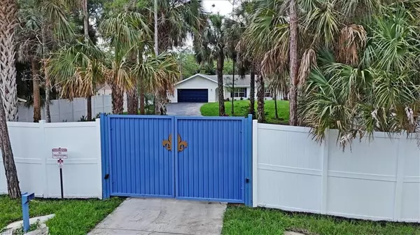 4230 11th AVE SW, Naples, FL 34116