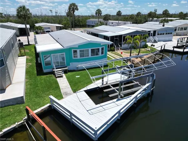 Fort Myers Beach, FL 33931,17800 Bryan CT