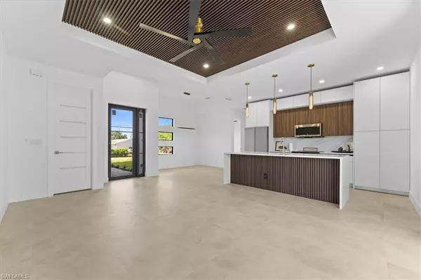 Lehigh Acres, FL 33971,4623 7TH ST W