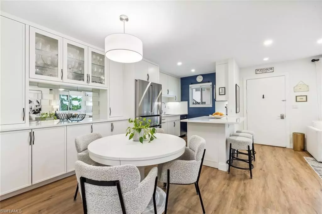 Naples, FL 34102,766 Central AVE #209