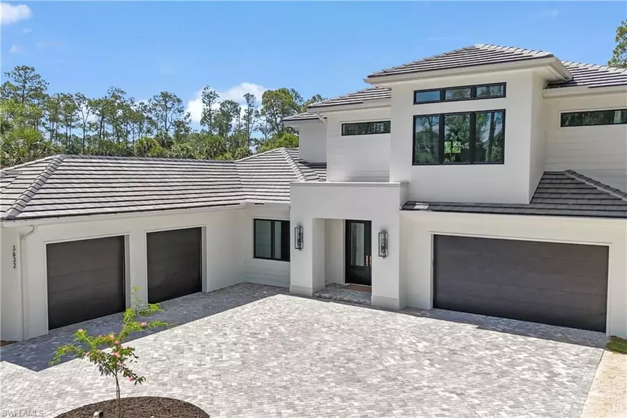 3632 Golden Gate BLVD W, Naples, FL 34120