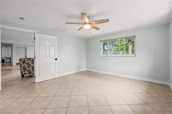 Fort Myers, FL 33919,6219 Saint Andrews CIR N
