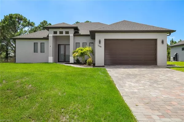 1154 Holmes AVE S, Lehigh Acres, FL 33974