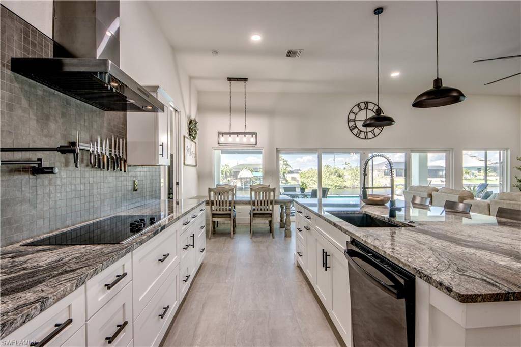 Cape Coral, FL 33993,3621 NW 14th ST
