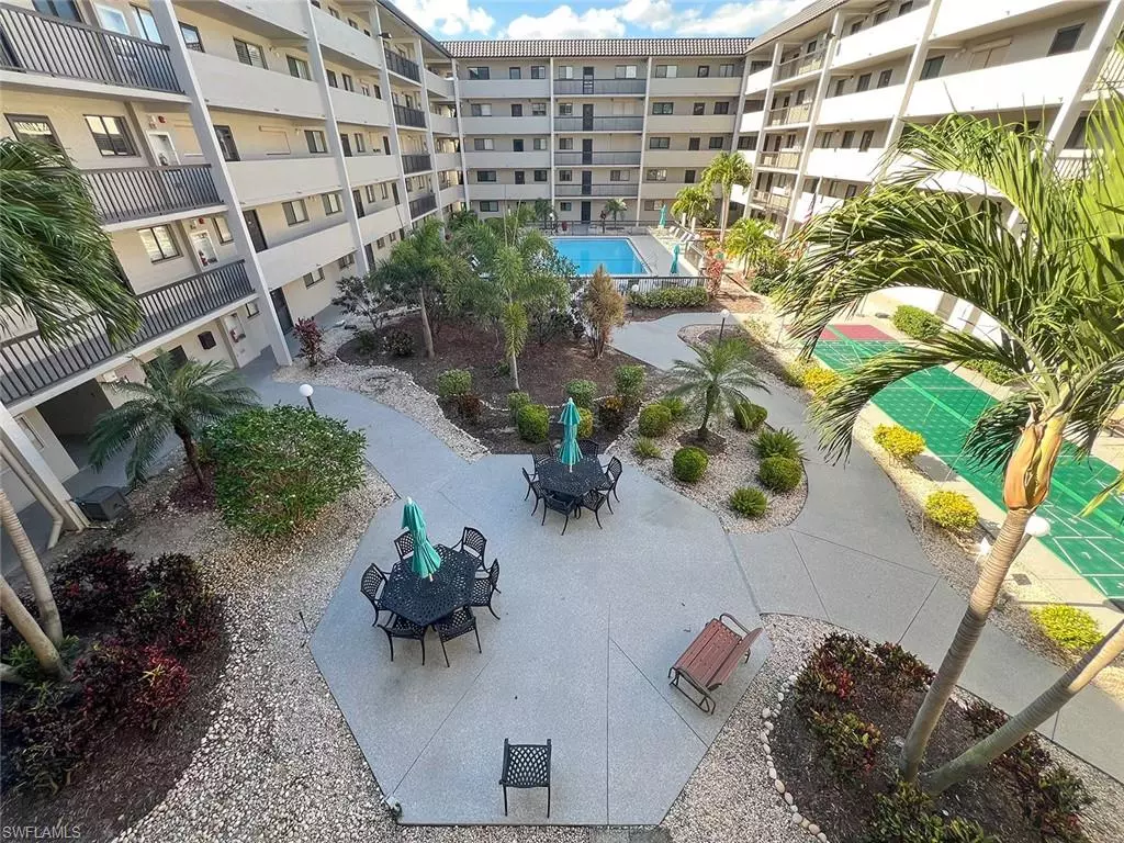 Fort Myers, FL 33901,2121 Collier AVE #316