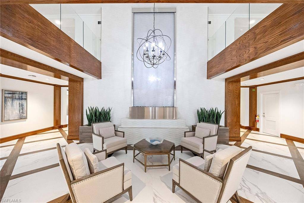 Naples, FL 34108,6075 Pelican Bay BLVD #906
