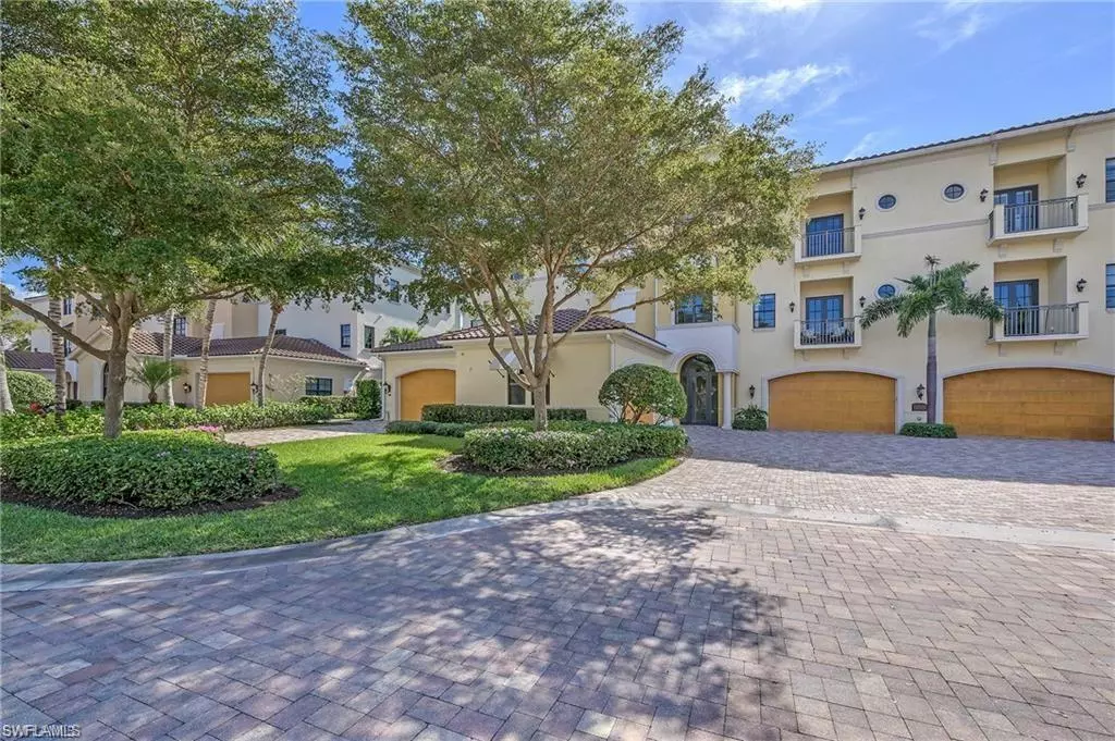 Miromar Lakes, FL 33913,11001 Via Tuscany LN #302