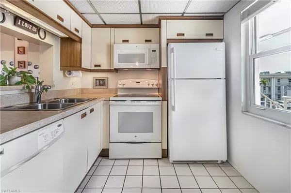 Fort Myers, FL 33907,1624 Pine Valley DR #310