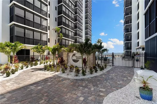 Fort Myers Beach, FL 33931,6612 Estero BLVD #PH2