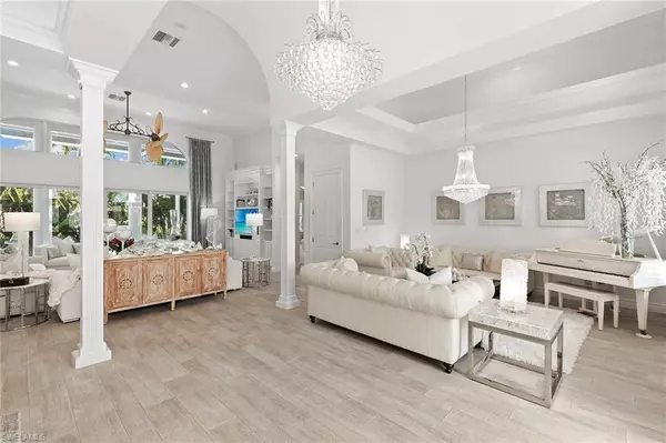 Marco Island, FL 34145,287 Meadowlark CT