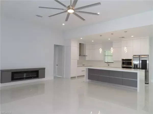Naples, FL 34120,3813 16th AVE NE