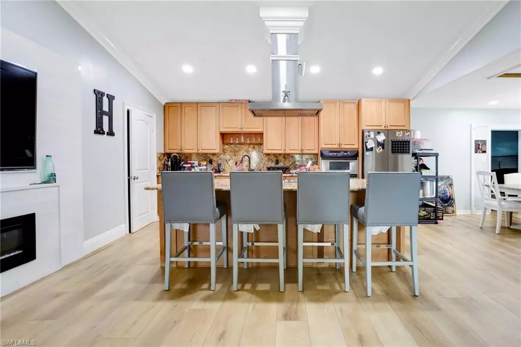 Naples, FL 34113,165 4TH ST