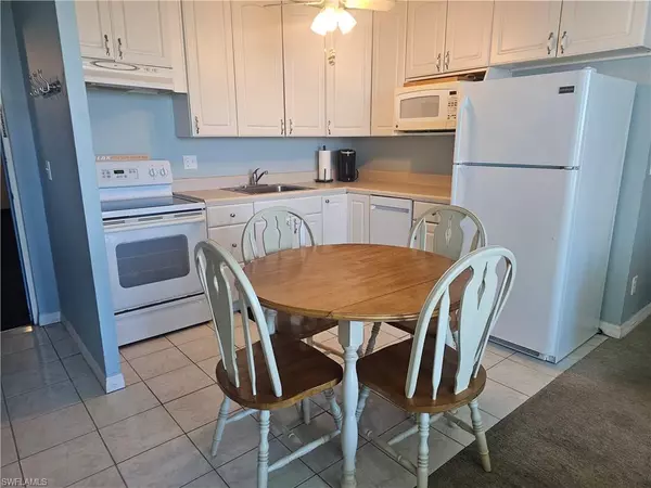 Fort Myers Beach, FL 33931,7330 Estero BLVD #601